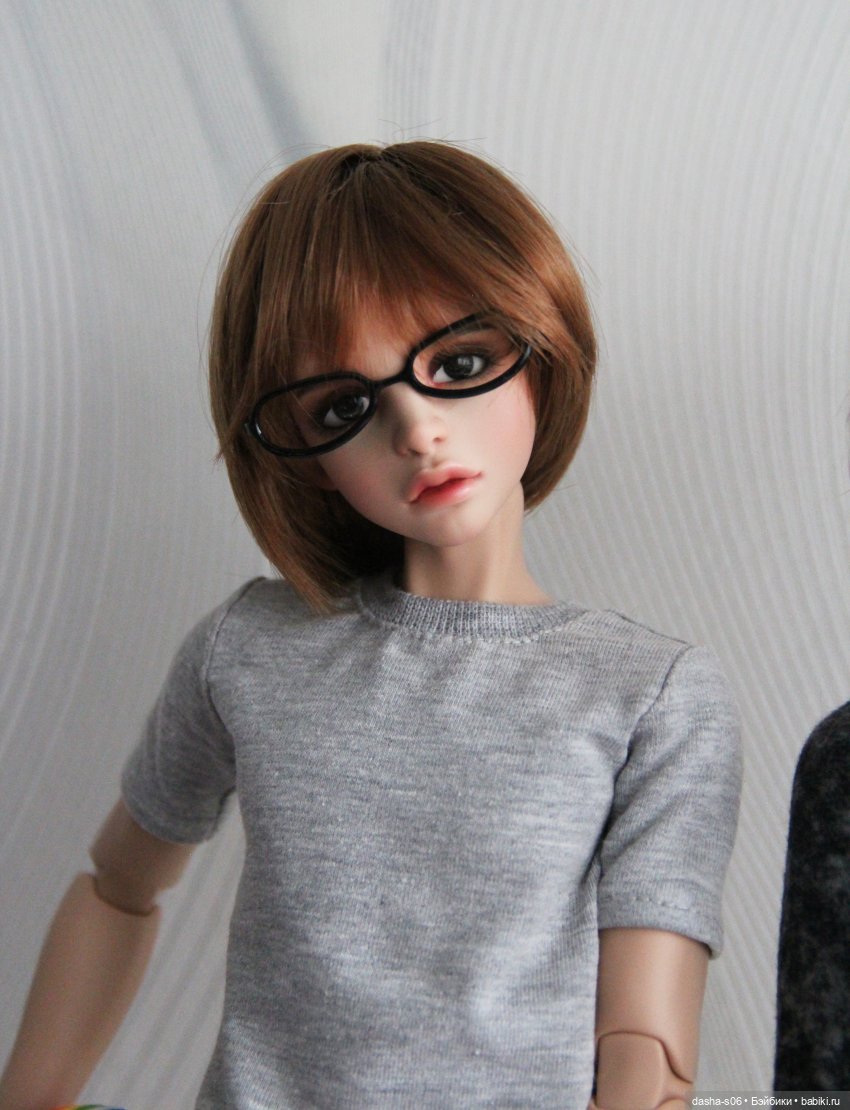 Друзья-очкарики: идем гулять