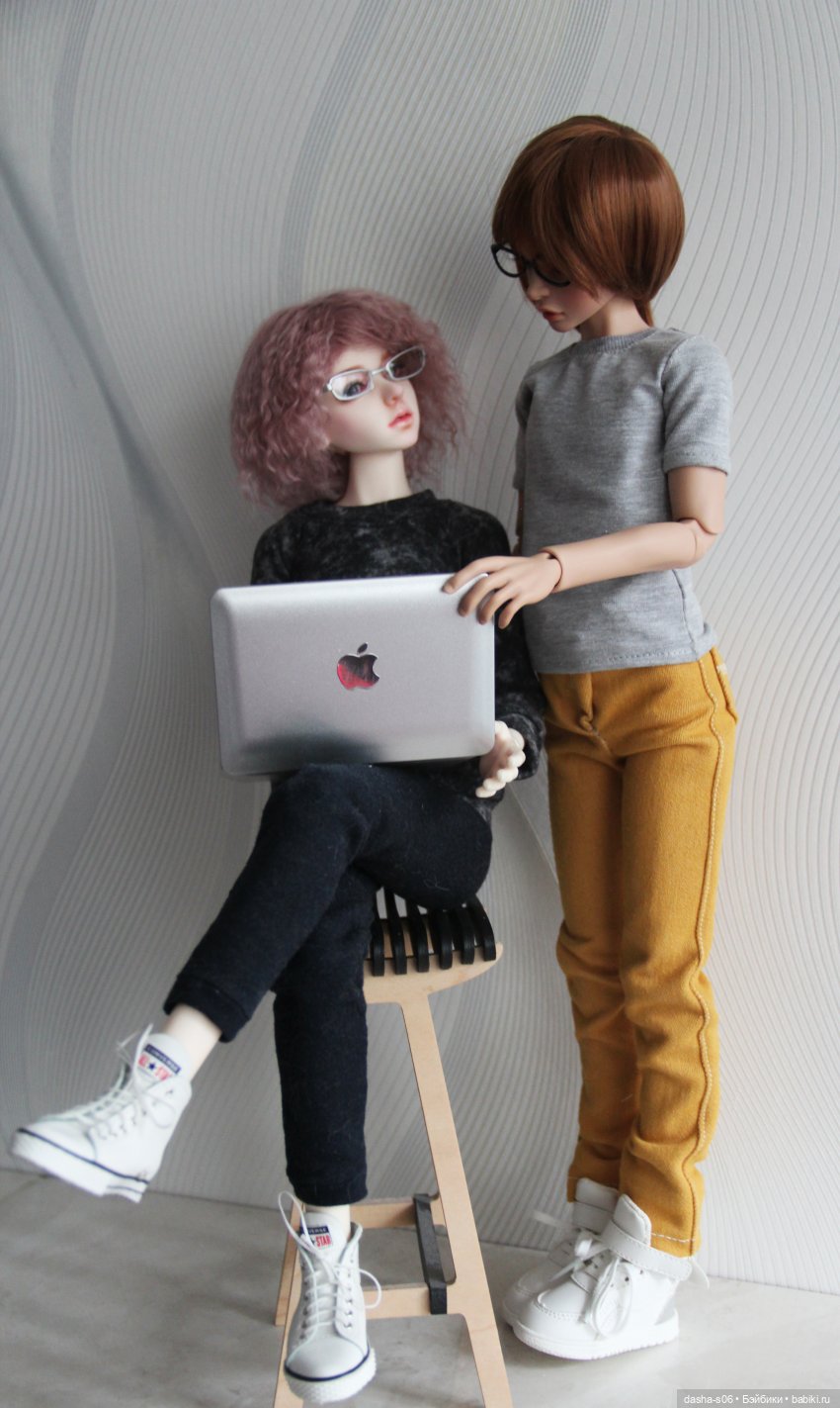 Друзья-очкарики: идем гулять (фото 7)