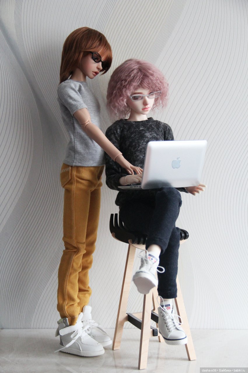 Друзья-очкарики: идем гулять (фото 4)