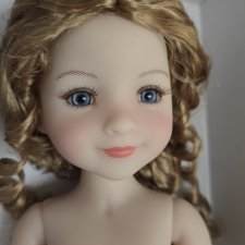 Валентина Ruby Red 37 см, нюд и в паричке Изабеллы