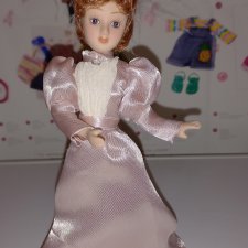 Фарфоровая кукла из серии "Дамы эпохи"