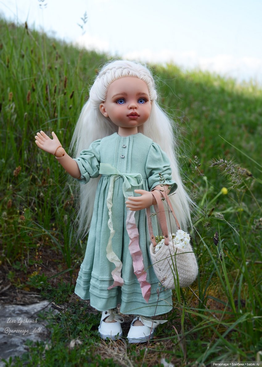 Две подружки на горной тропинке. Два новых платья (фото 4)