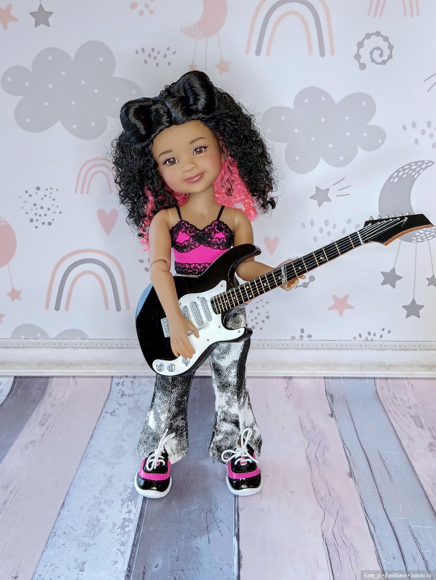 Рубиновое наваждение: мои куколки Ruby Red