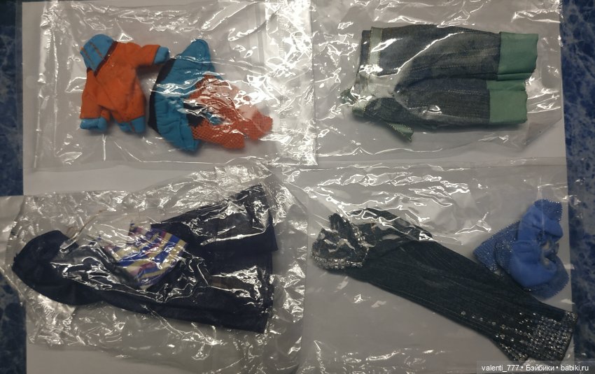 Новые наряды для Монстряшек