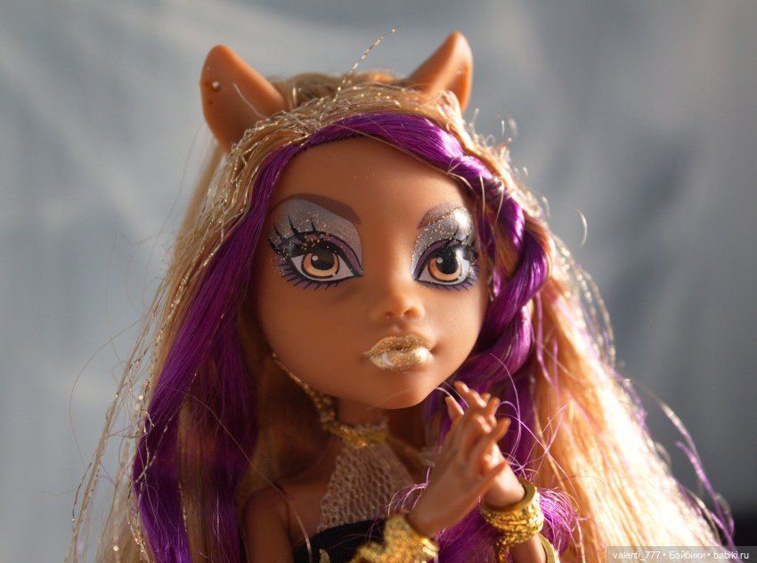 В полнолуние немного причудлива