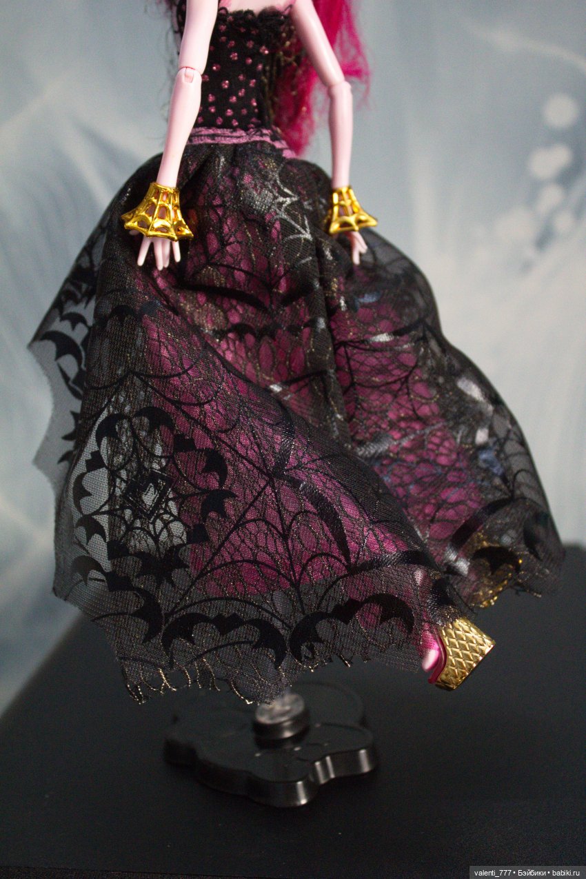 Вампир-вегетарианец — Куклы Monster High и Ever After High: G1 (фото 8)