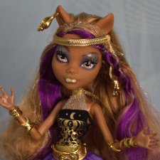 В полнолуние немного причудлива