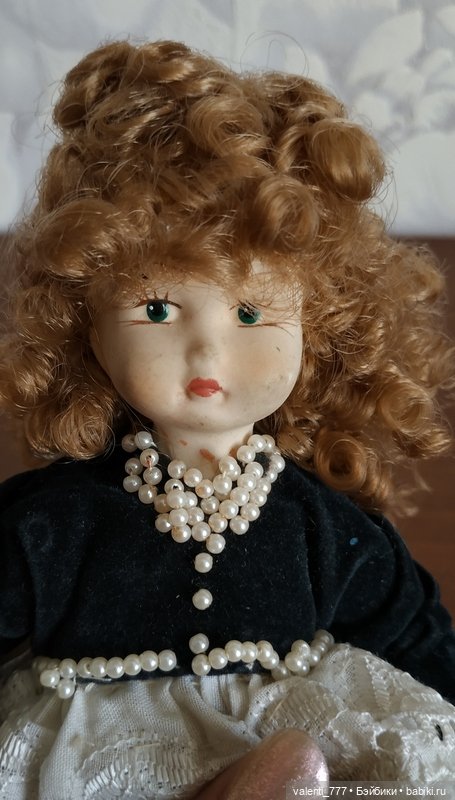 Вороне где-то бог послал кусочек... кукол