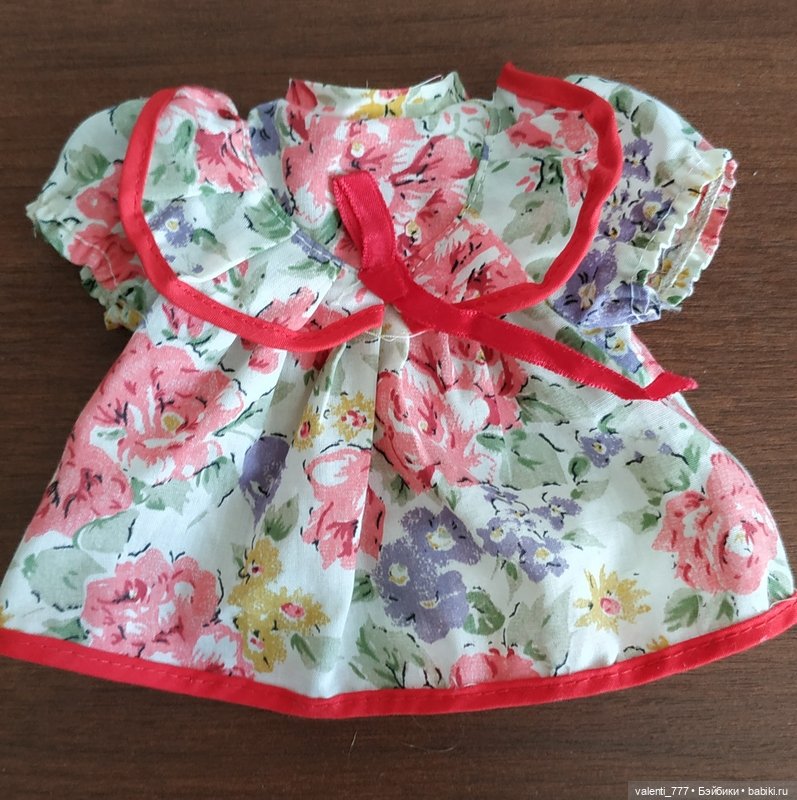 Вороне где-то бог послал кусочек... кукол