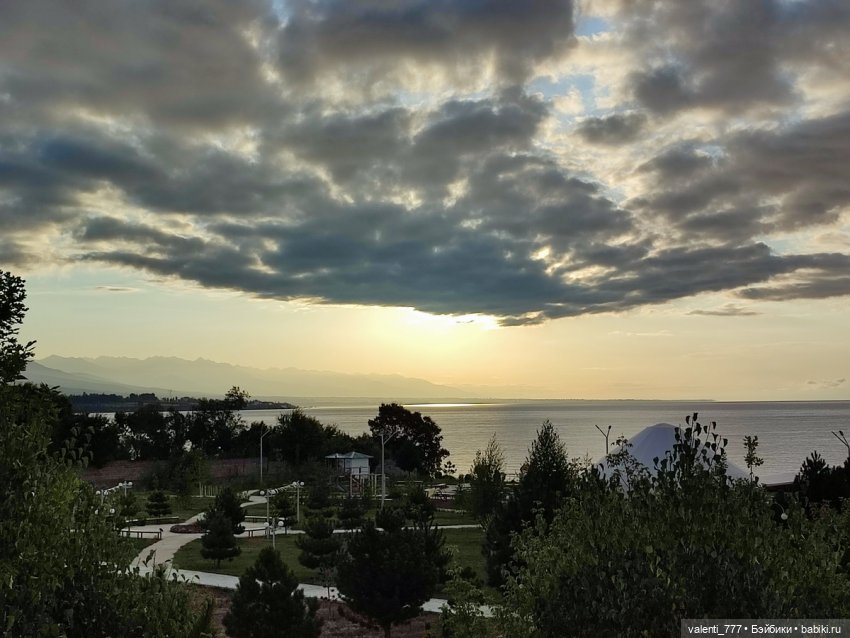 Море... солнце... затопленный город