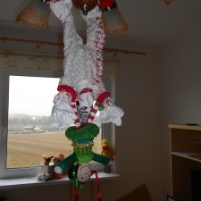 Выступление акробатического дуэта для старшего брата и сестры. С Днём Рождения