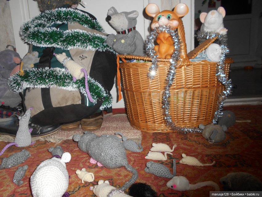 Мышиное нашествие на город Новомак: фоторепортаж с места событий. Часть первая