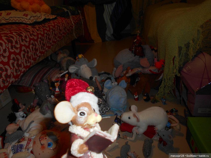 Мышиное нашествие на город Новомак: фоторепортаж с места событий. Часть первая