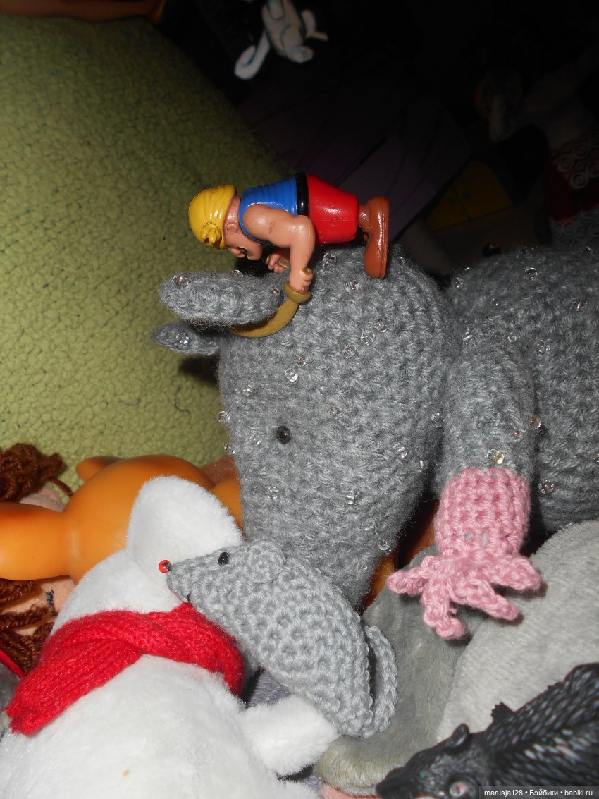 Мышиное нашествие на город Новомак: фоторепортаж с места событий. Часть первая