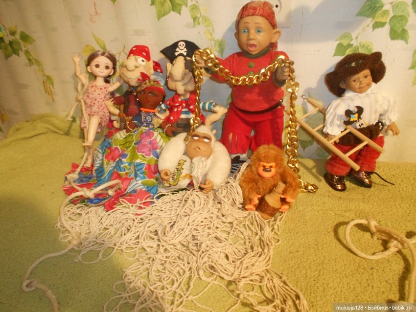 Новомаковская Санта-Барбара: пираты врываются в город