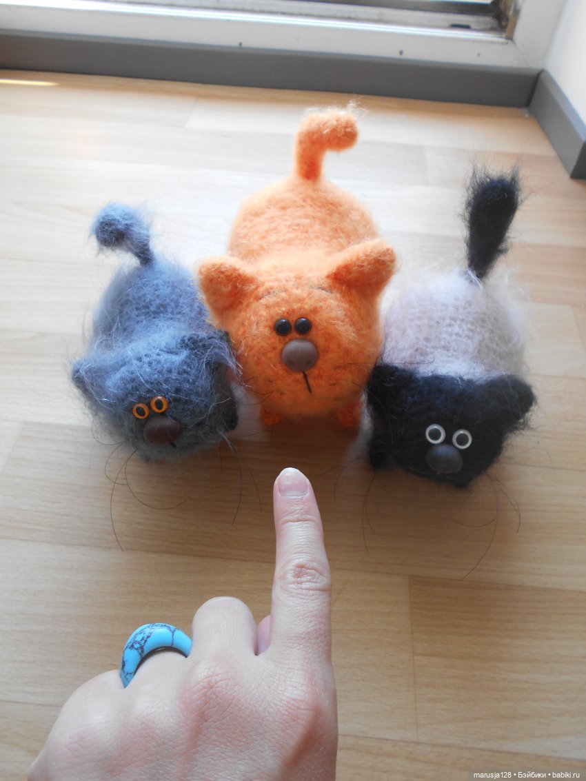 Шкодливые котишки. Пост для племянника Мишки