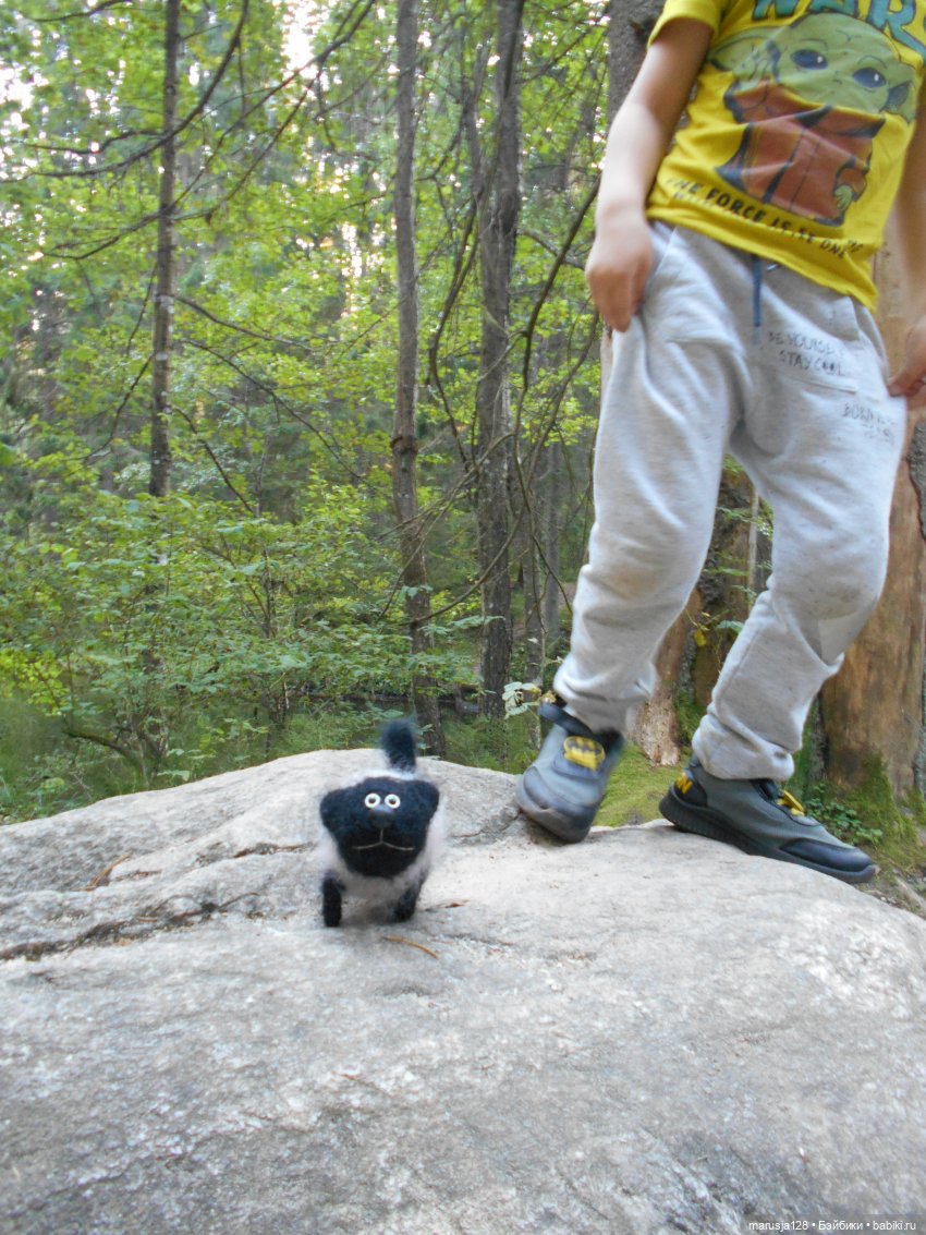 Украденные свадебные подарки, путешествие и розовый песок