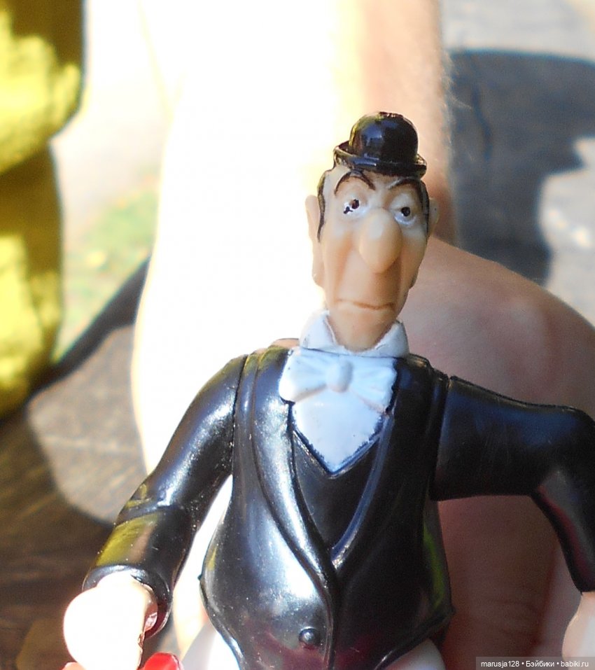 Украденные свадебные подарки, путешествие и розовый песок