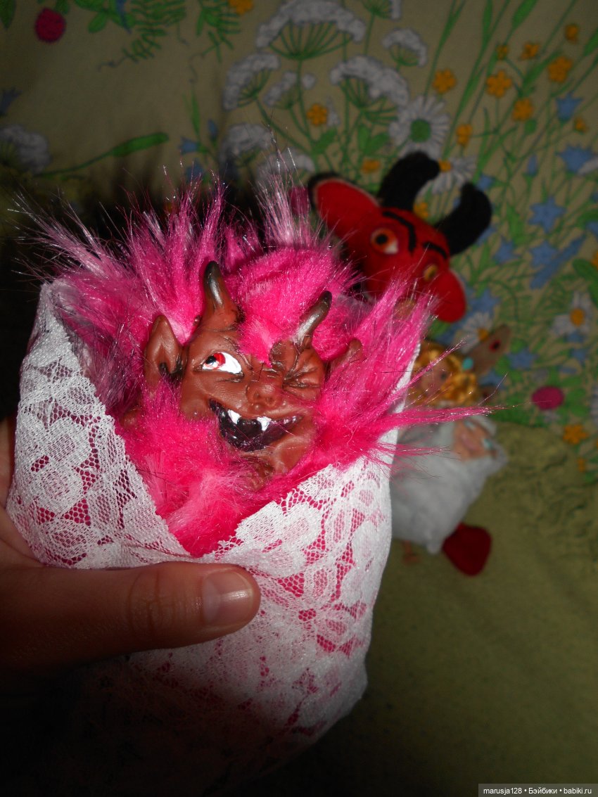 Двойняшки: дети чёрта и феи (фото 2)