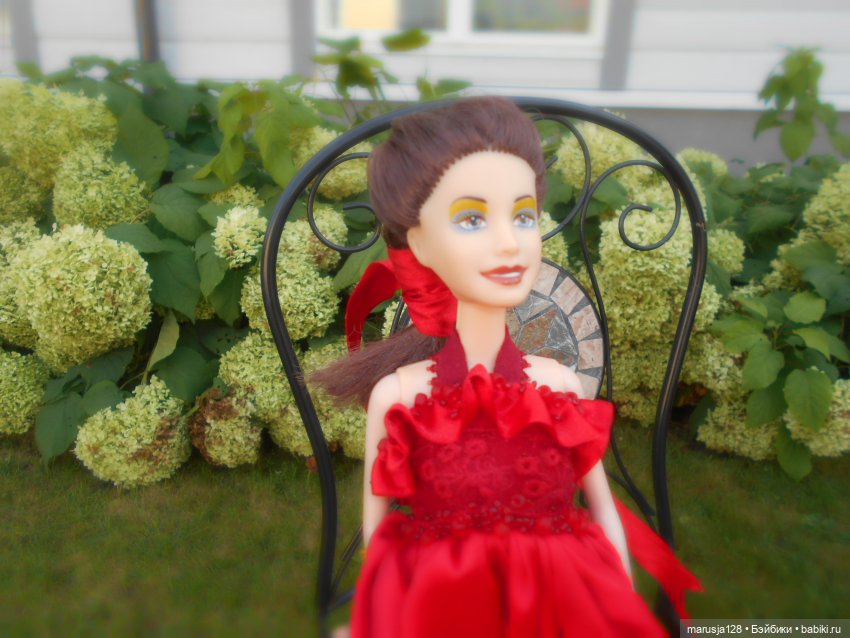 О матушке Тео, Брильянтеле и сёстрах Укулеле (фото 5)