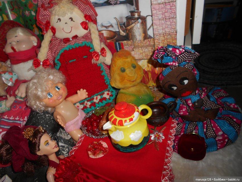 О матушке Тео, Брильянтеле и сёстрах Укулеле