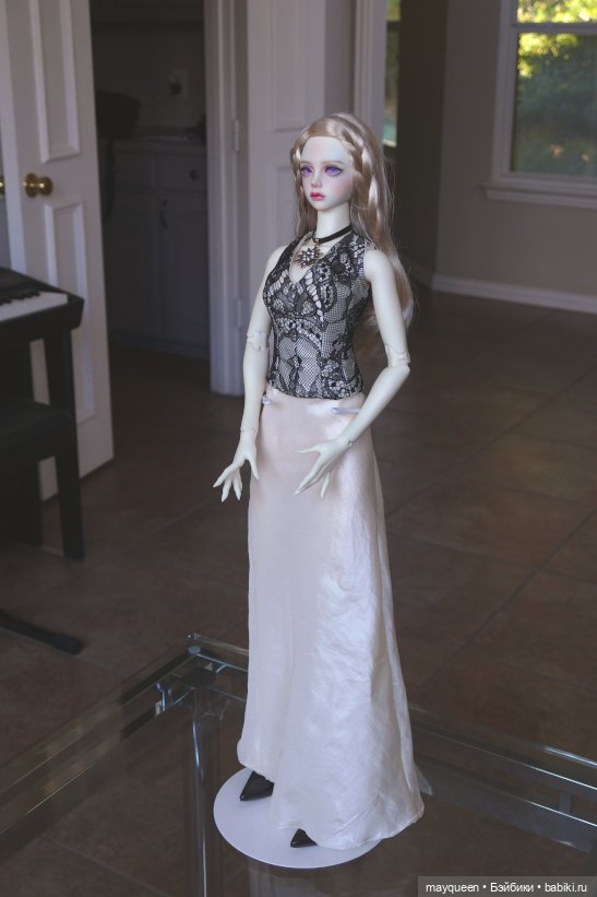 Праздник к нам приходит — Одежда и обувь для кукол своими руками: фото