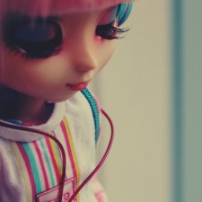 Pullip Akemi: погруженная в музыку