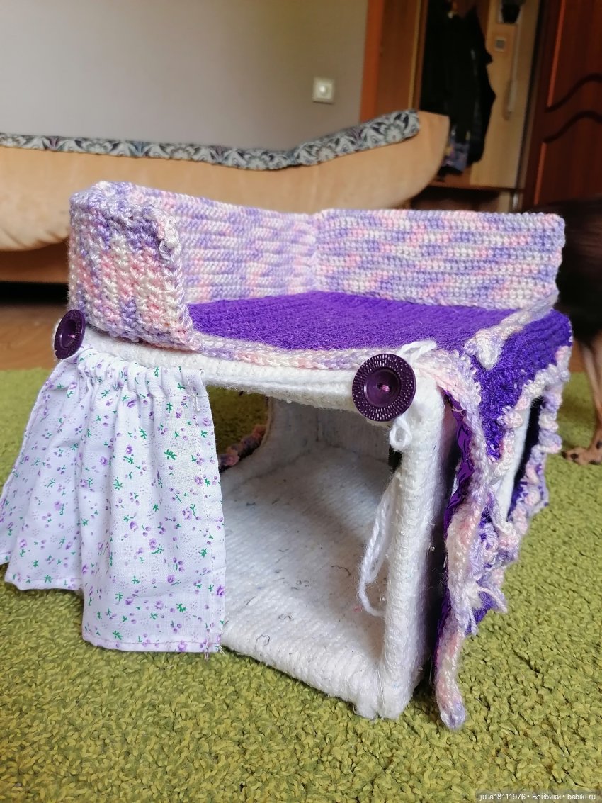 кровтка задекорирована