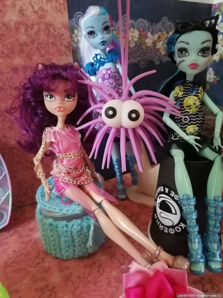 Дом кукол Лавандовый сон. Семейка "Монстр хай" - представление (часть 2) (фото 8)