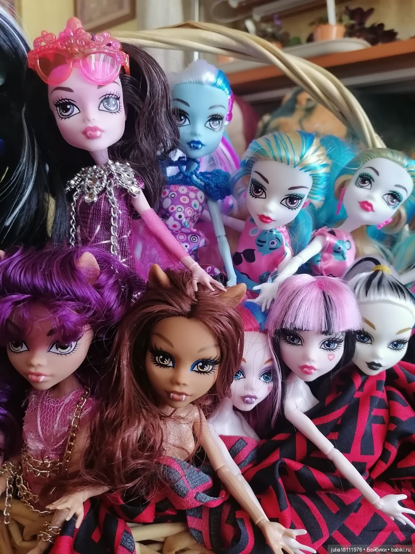 Дом кукол Лавандовый сон. Семейка "Монстр хай" - представление (часть 2)