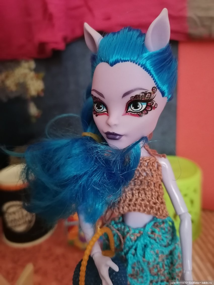 Дом кукол Лавандовый сон. Семейка "Монстр хай" - представление (часть 3)
