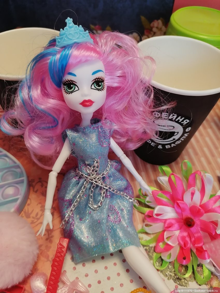 Дом кукол Лавандовый сон. Семейка "Монстр хай" - представление (часть 3) (фото 4)