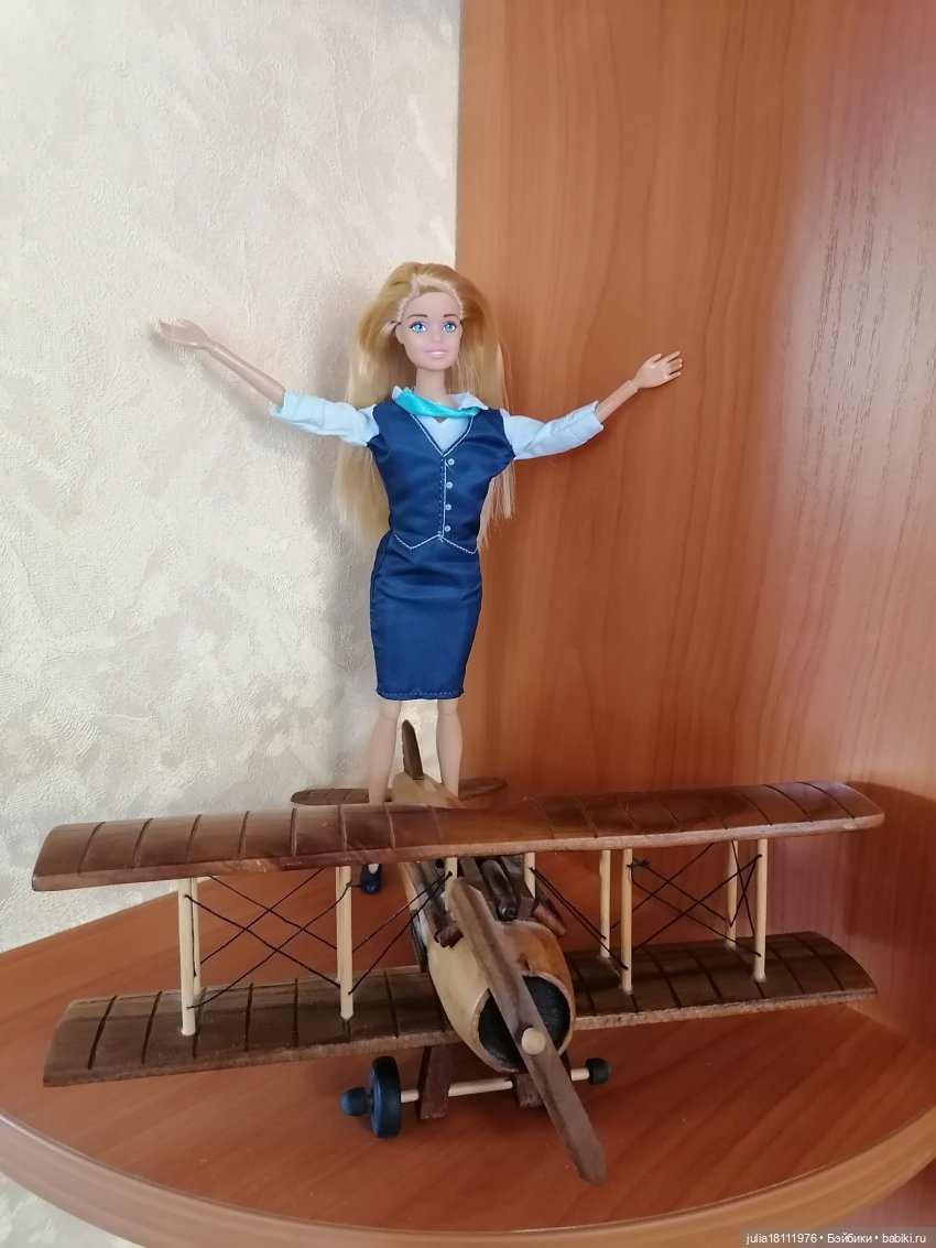 Дом кукол Лавандовый сон. Семейка Барбиобразные. Часть 1. Куклы "Почта России" (фото 2)