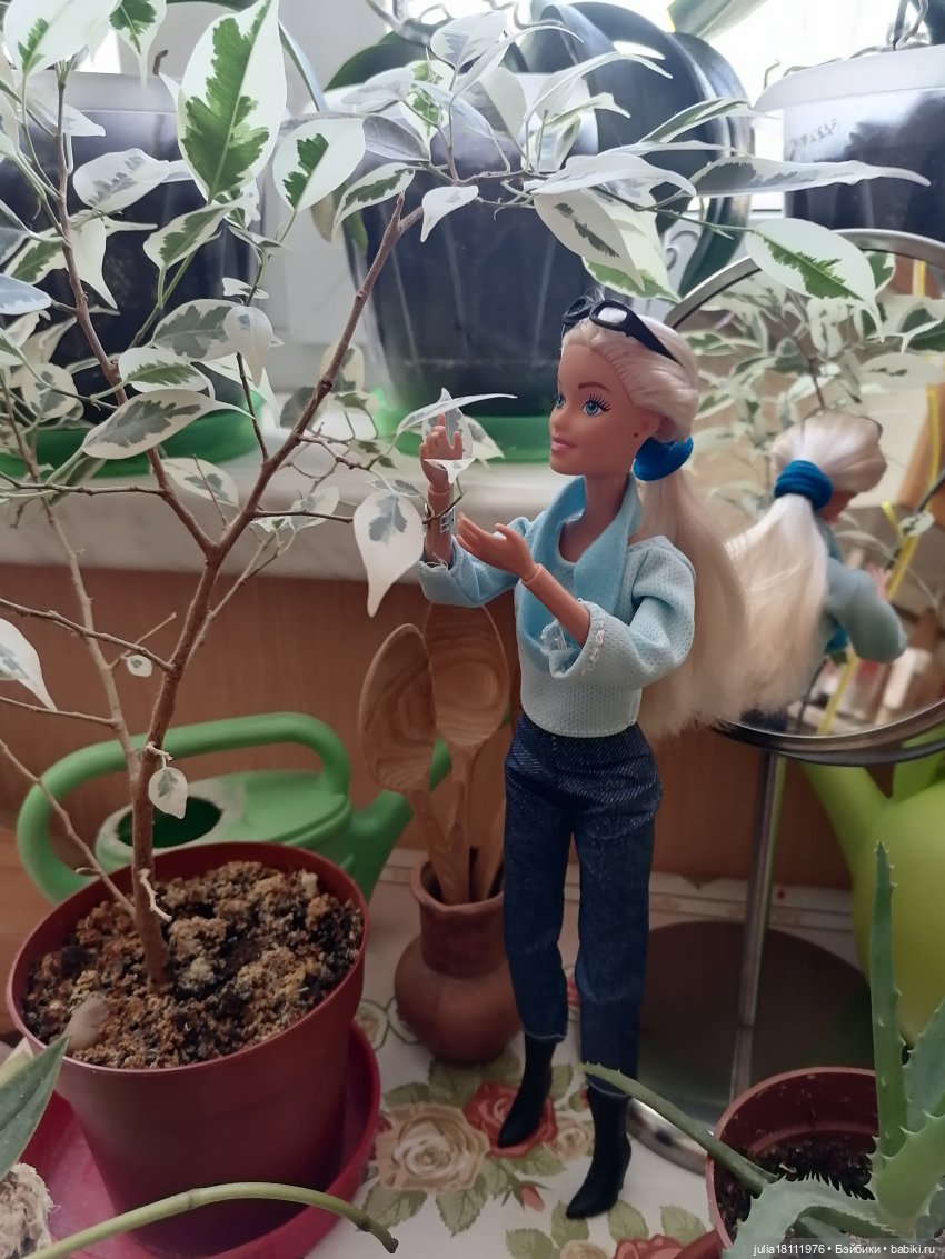 Дом кукол Лавандовый сон. Семейка Барбиобразные. Часть 1. Куклы "Почта России" (фото 9)