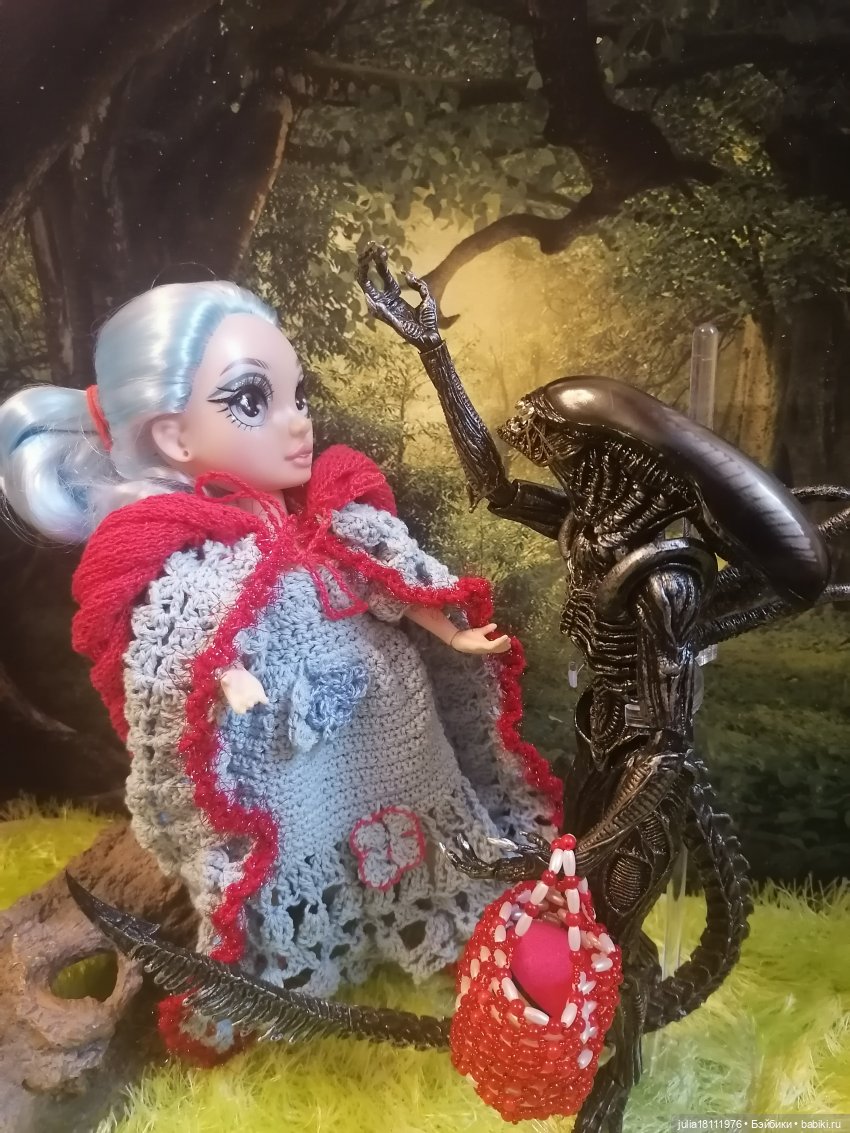 Дом кукол Лавандовый сон. Семейка "Рейнбоу Хай" Представление. Часть 3 (фото 7)