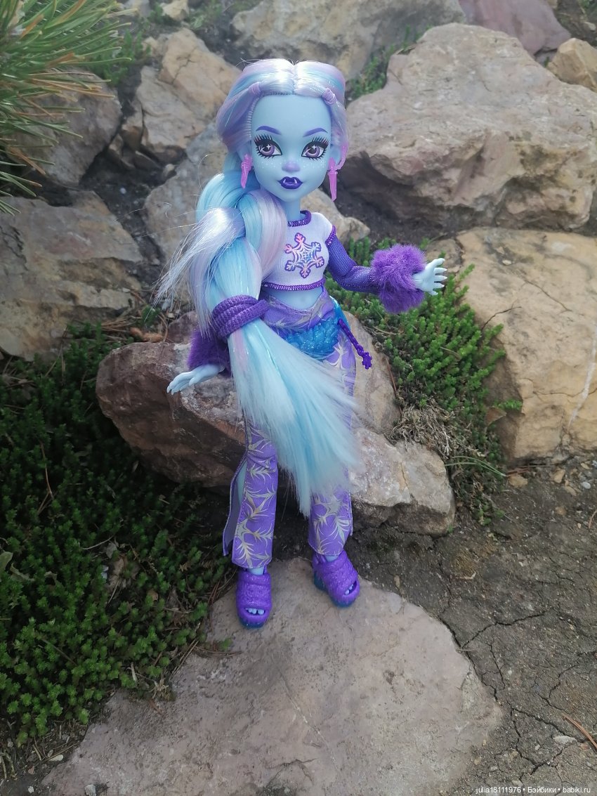 Дом кукол Лавандовый сон. Семейка "Монстр хай. Оригинал" - представление (часть 4) (фото 10)