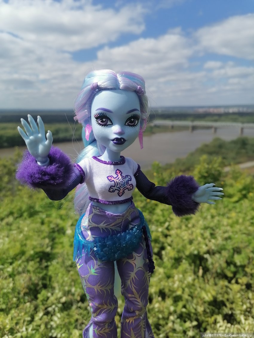Дом кукол Лавандовый сон. Семейка "Монстр хай. Оригинал" - представление (часть 4)