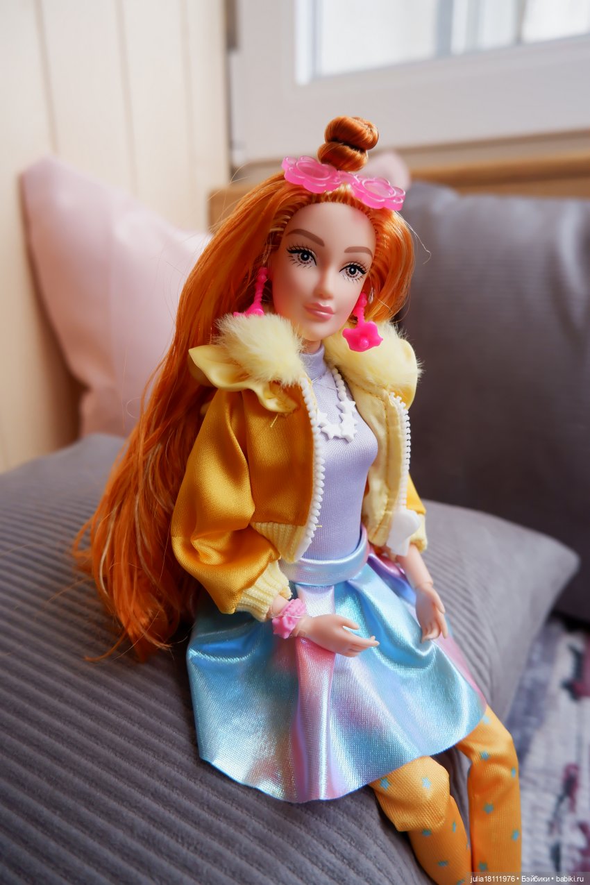 Дом кукол "Лавандовый сон". Семейка Барбиобразные. Часть 6. Дефа Люси. Представление (фото 6)