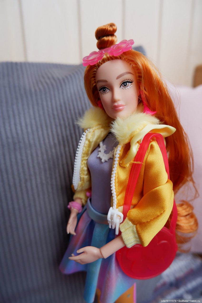 Дом кукол "Лавандовый сон". Семейка Барбиобразные. Часть 6. Дефа Люси. Представление (фото 5)