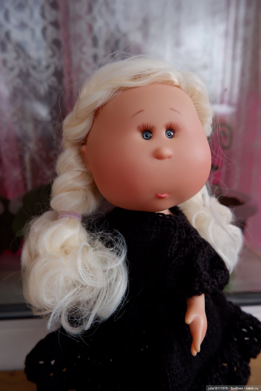 Дом кукол Лавандовый сон. Семейка Nines D'Onil Mia. Представление (фото 10)