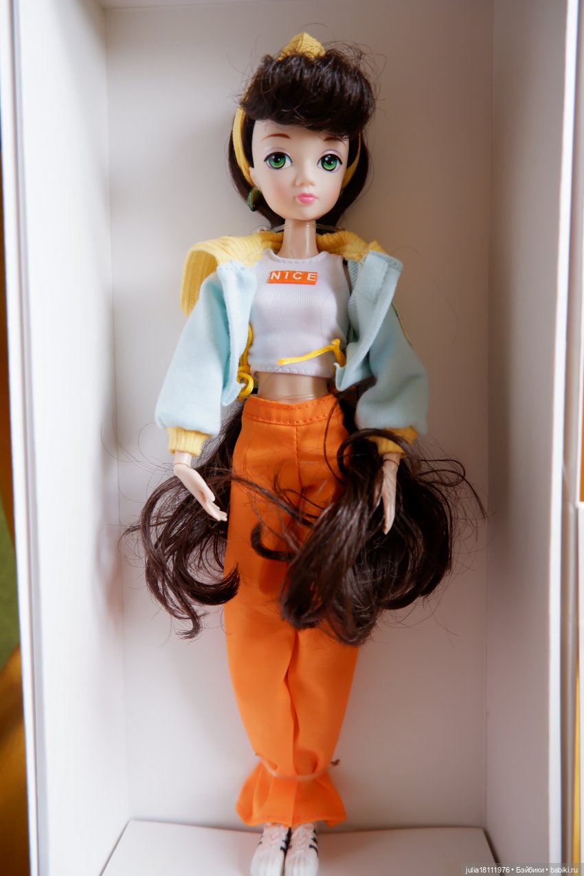 Дом кукол Лавандовый сон. Семейка Барбиобразные. Часть 8. Куклы "Соня Роуз/Курн" (фото 3)