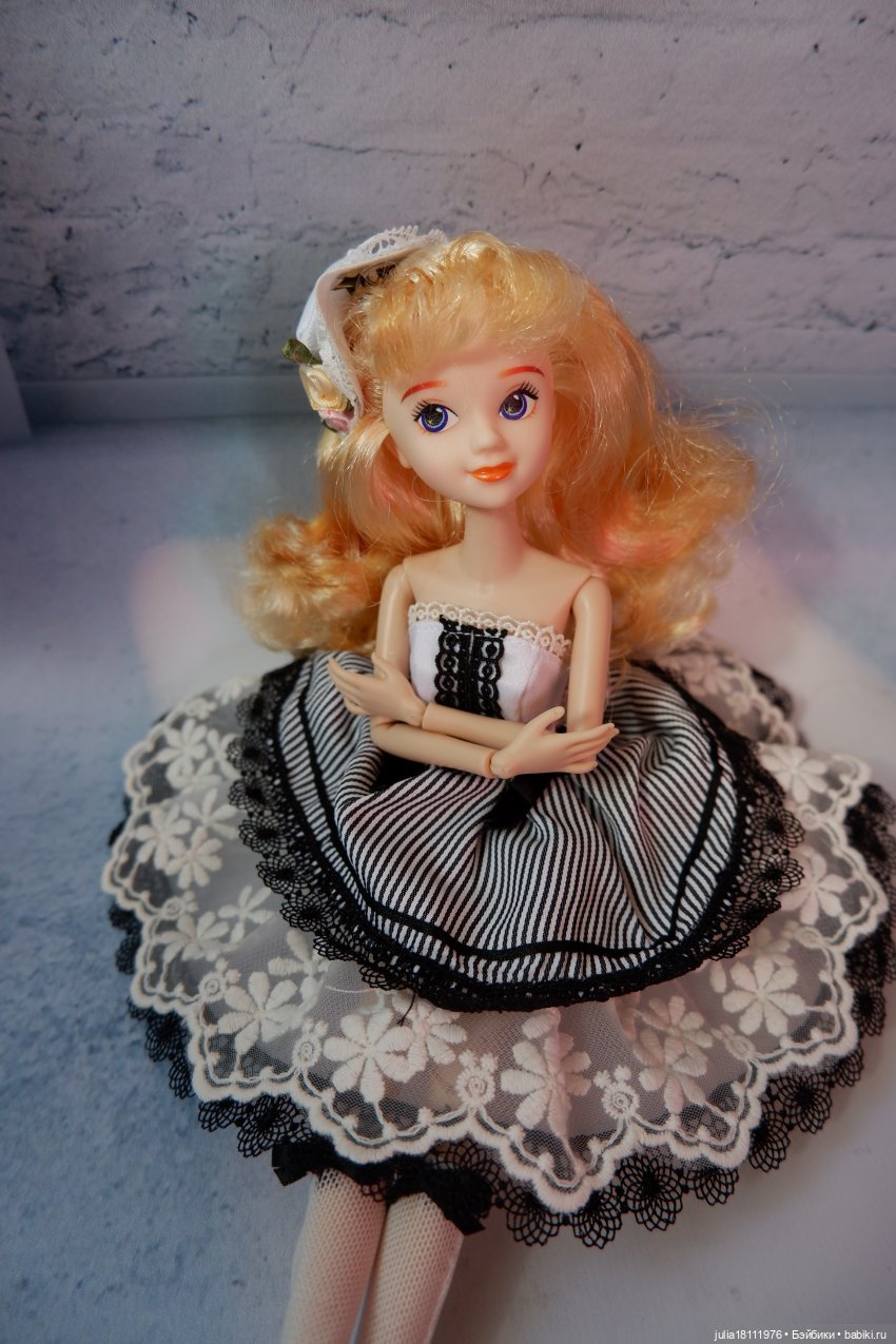 Дом кукол Лавандовый сон. Семейка Барбиобразные. Часть 10. Куклы "Соня Роуз/Курн" (фото 2)