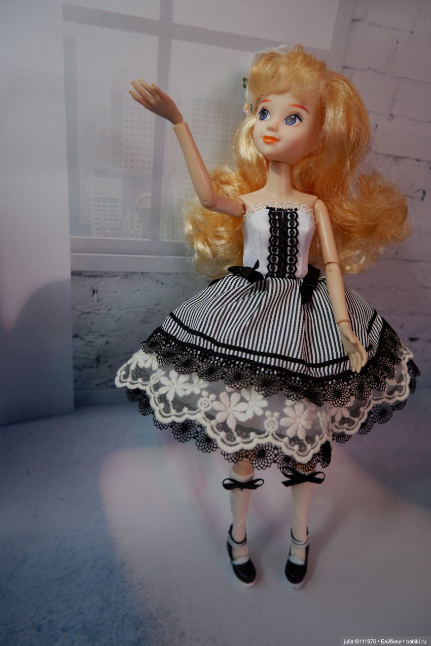 Дом кукол Лавандовый сон. Семейка Барбиобразные. Часть 10. Куклы "Соня Роуз/Курн" (фото 5)