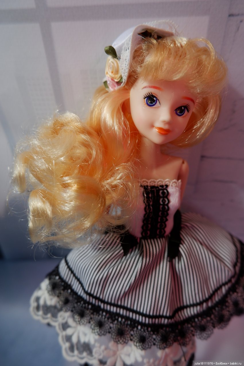 Дом кукол Лавандовый сон. Семейка Барбиобразные. Часть 10. Куклы "Соня Роуз/Курн" (фото 8)