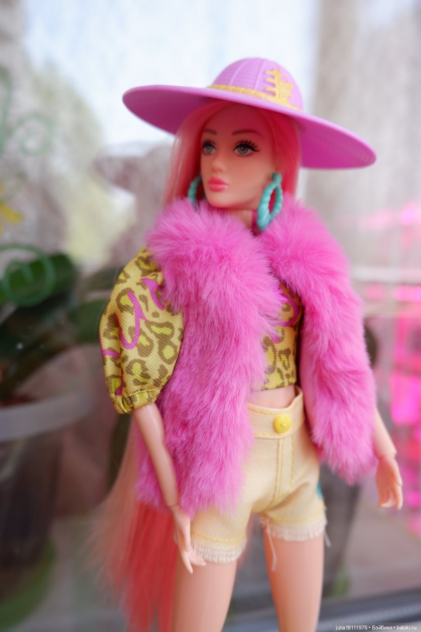 Дом кукол "Лавандовый сон". Семейка Барбиобразные. Часть 13. Дефа Люси. Представление