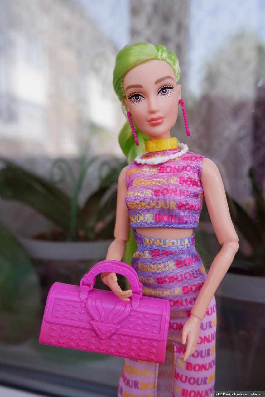 Дом кукол "Лавандовый сон". Семейка Барбиобразные. Часть 13. Дефа Люси. Представление (фото 9)