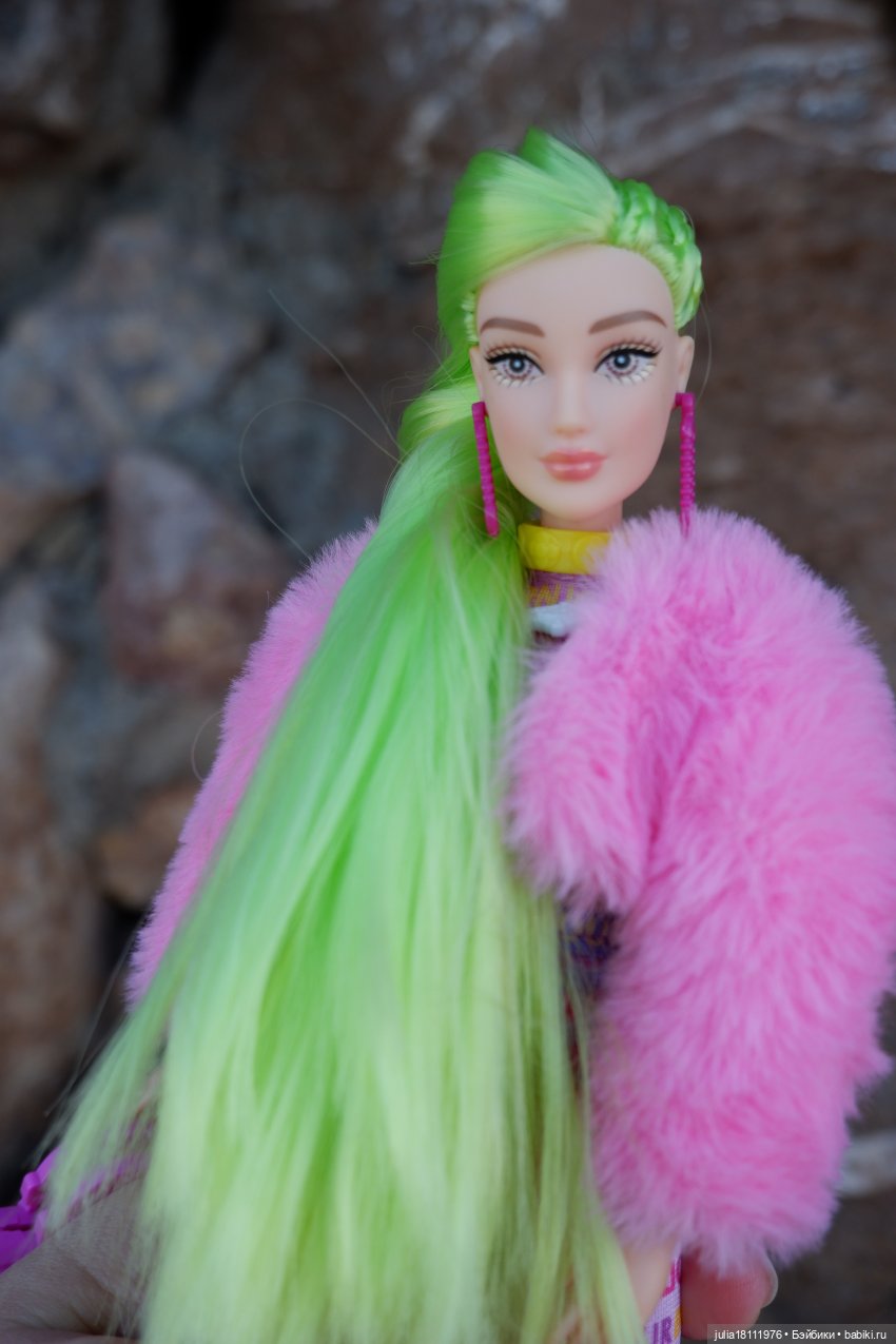 Дом кукол "Лавандовый сон". Семейка Барбиобразные. Часть 13. Дефа Люси. Представление (фото 3)