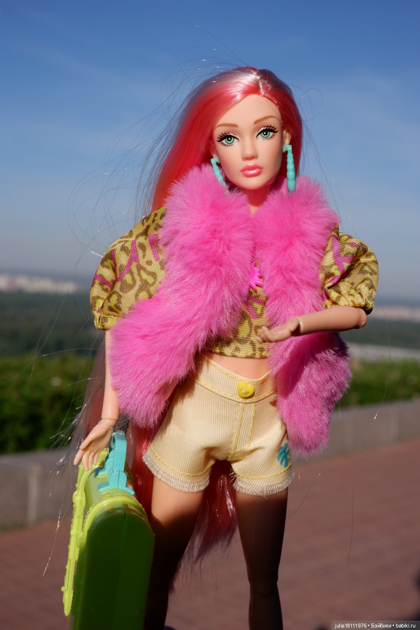 Дом кукол "Лавандовый сон". Семейка Барбиобразные. Часть 13. Дефа Люси. Представление