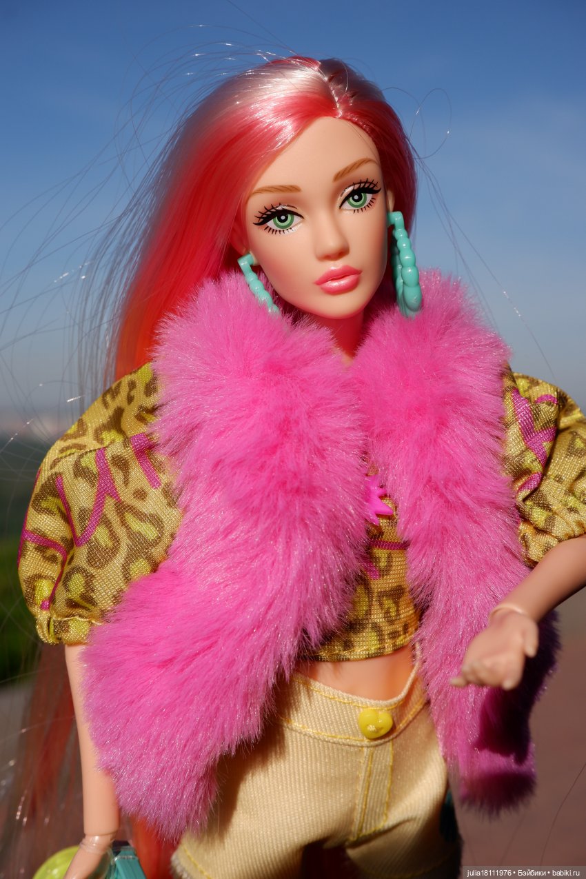 Дом кукол "Лавандовый сон". Семейка Барбиобразные. Часть 13. Дефа Люси. Представление