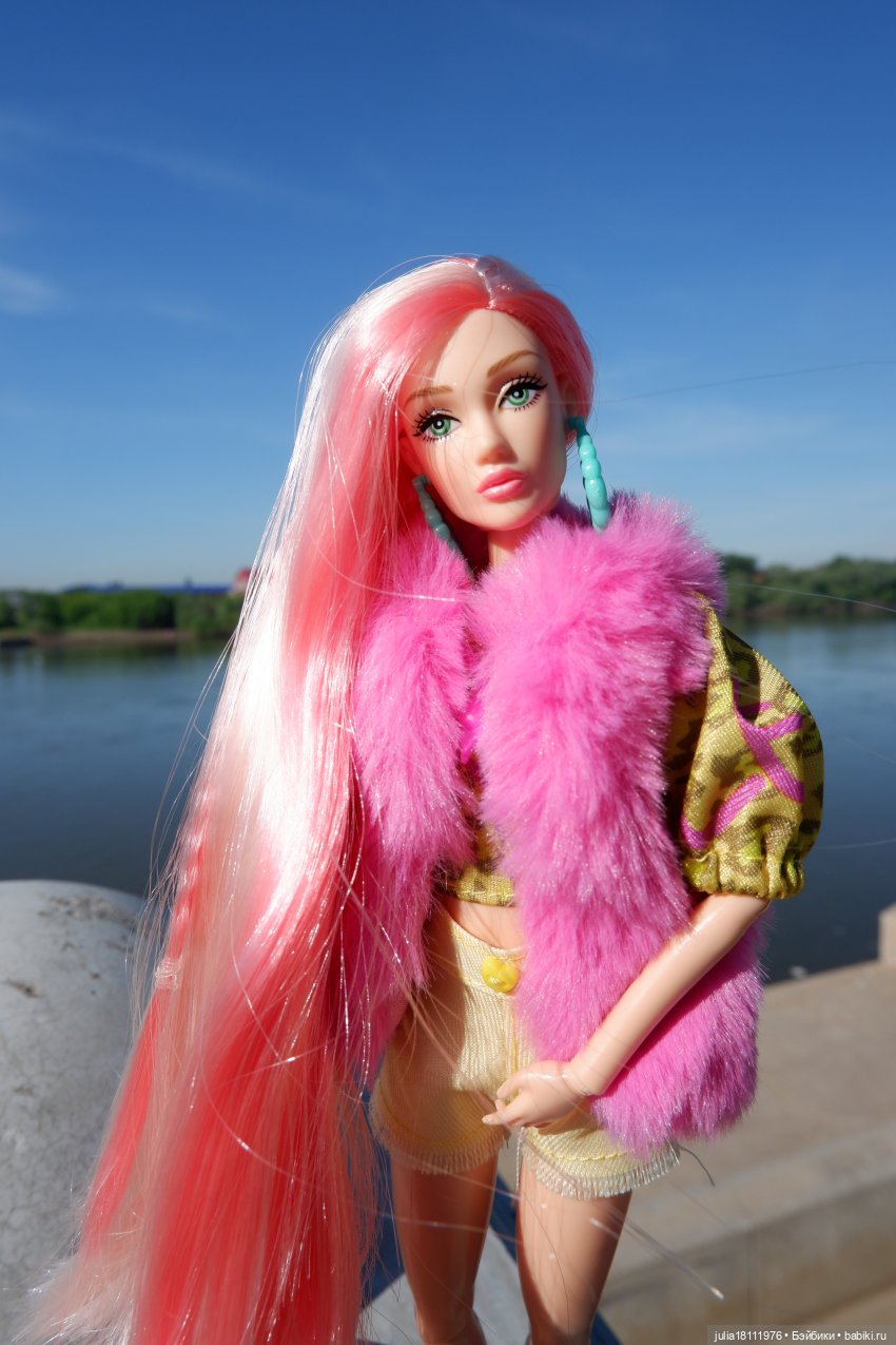 Дом кукол "Лавандовый сон". Семейка Барбиобразные. Часть 13. Дефа Люси. Представление